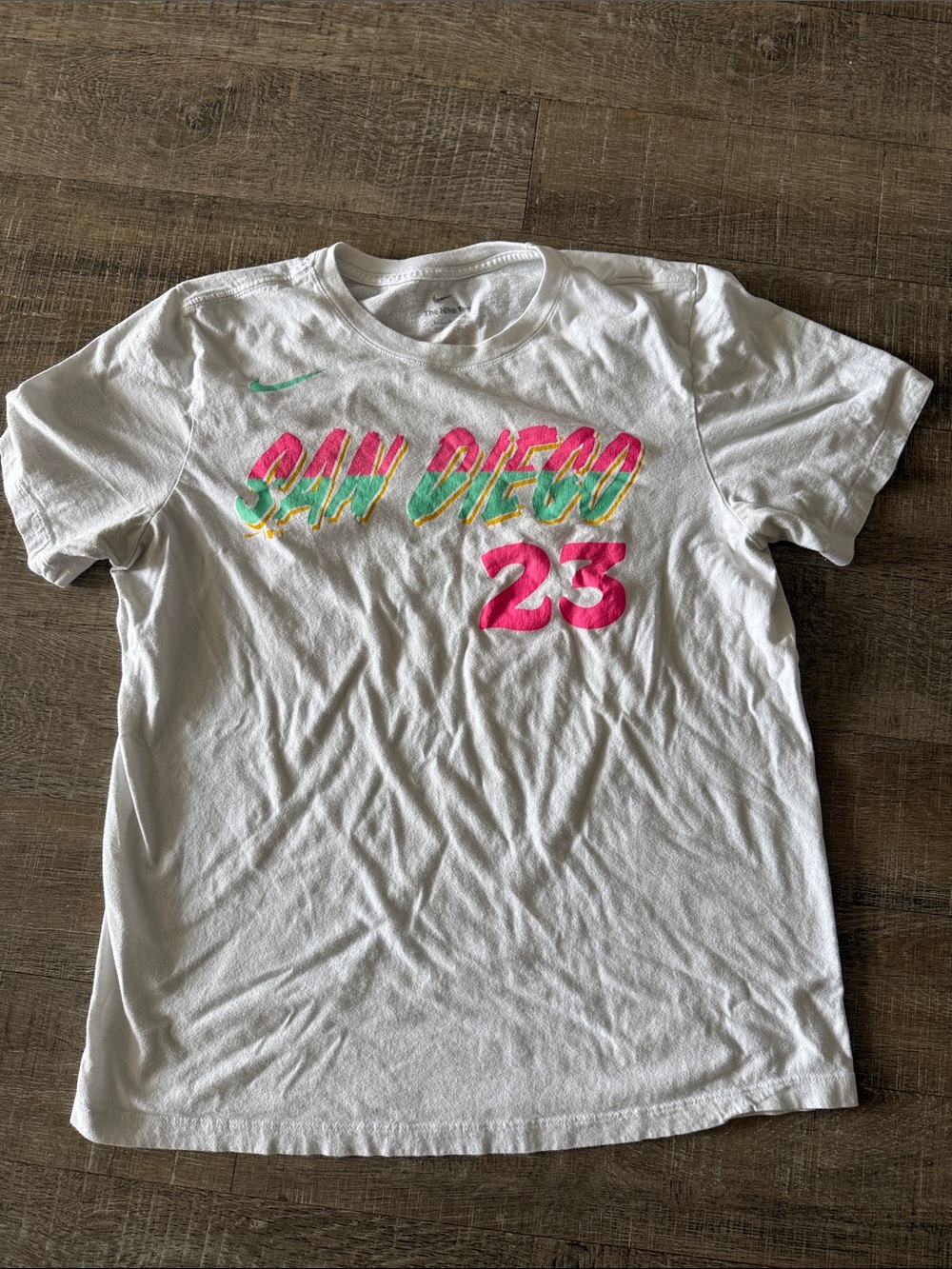 Nike San Diego Padres Tatis #23 White City Connect T-shirt Tee Pink Green Size M - Picture 1 of 6
